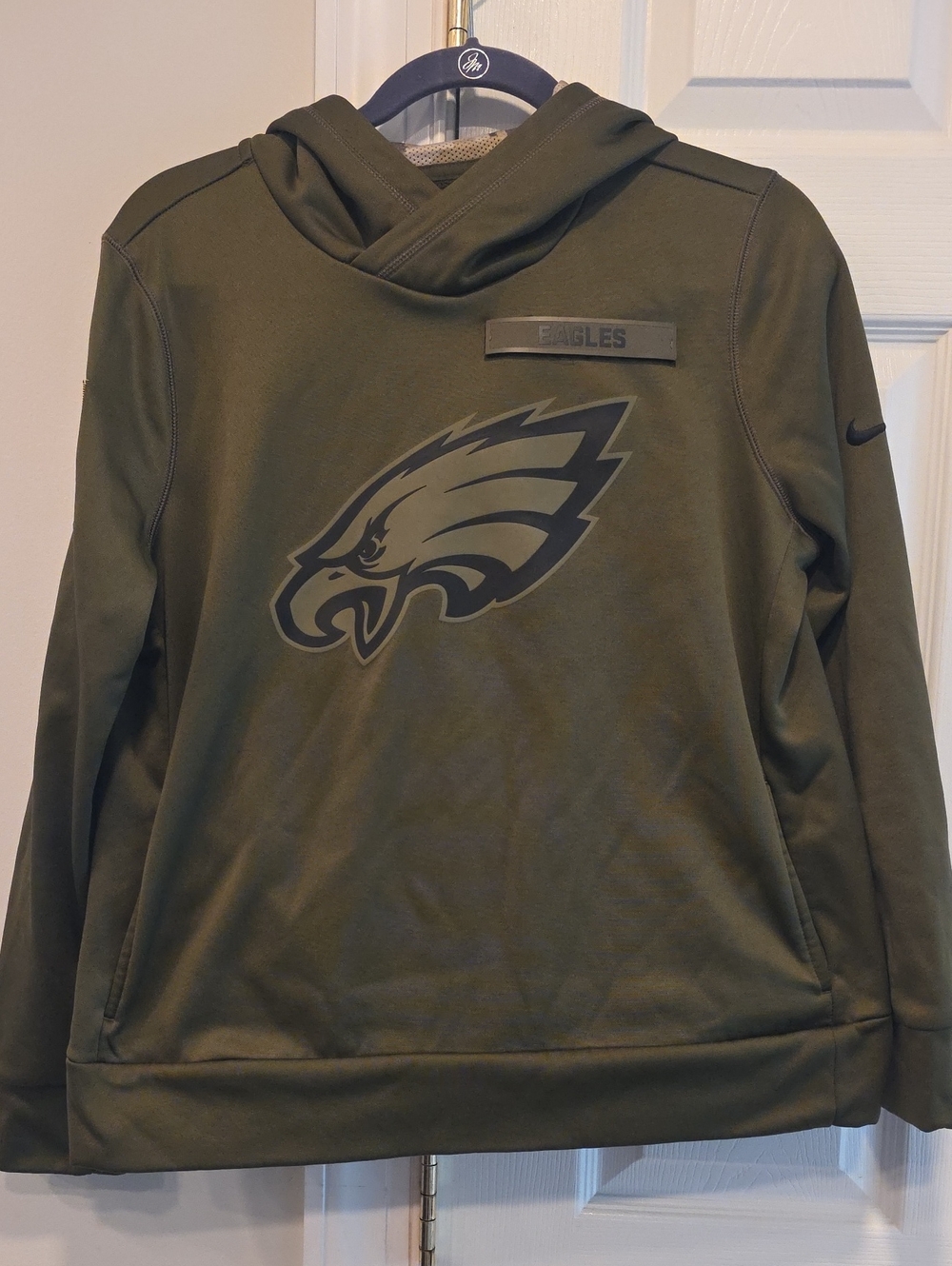 Eagles Salute To Service Sweatshirt. Youth Large.